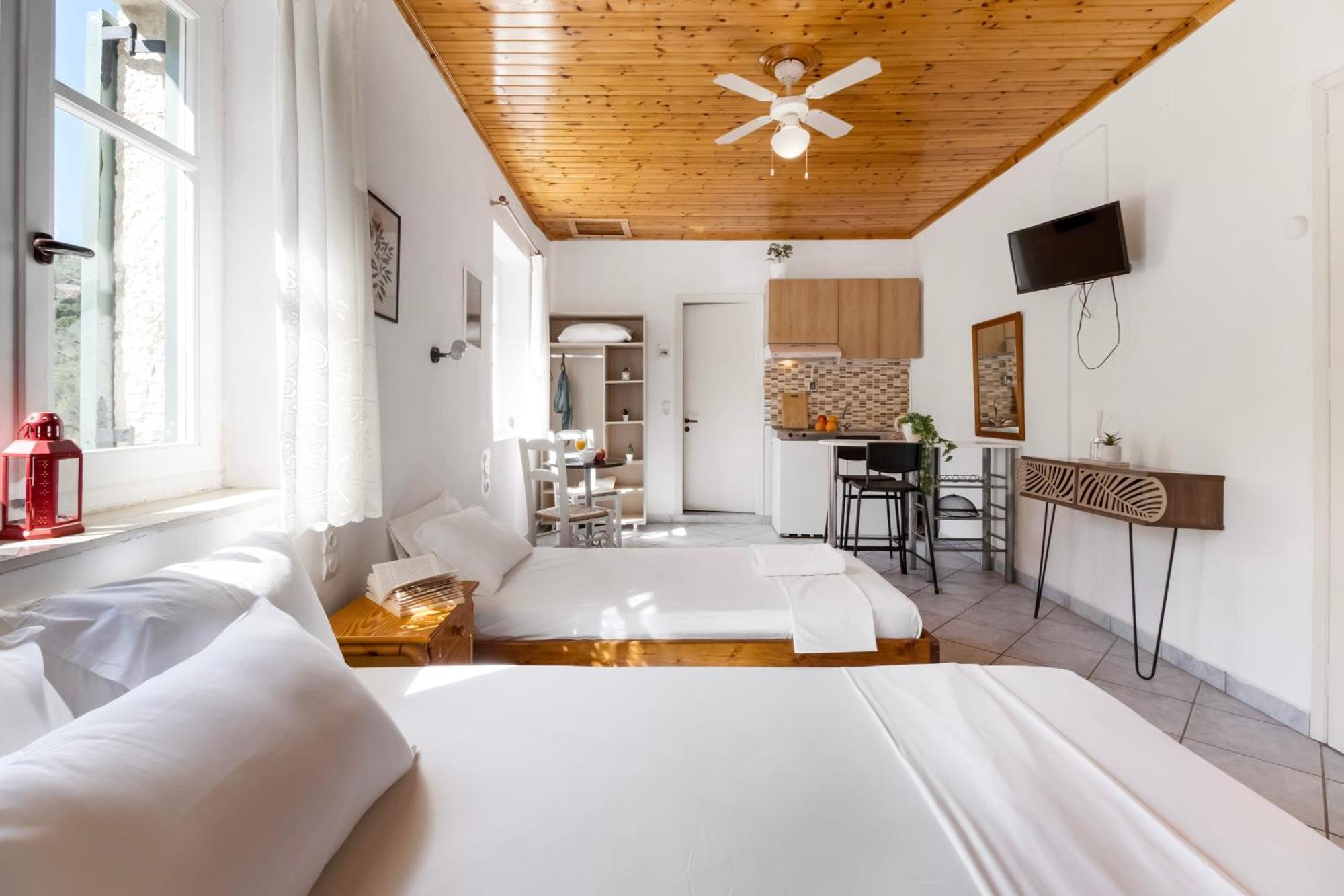 Kerkis Traditional Guesthouse Drymon エクステリア 写真